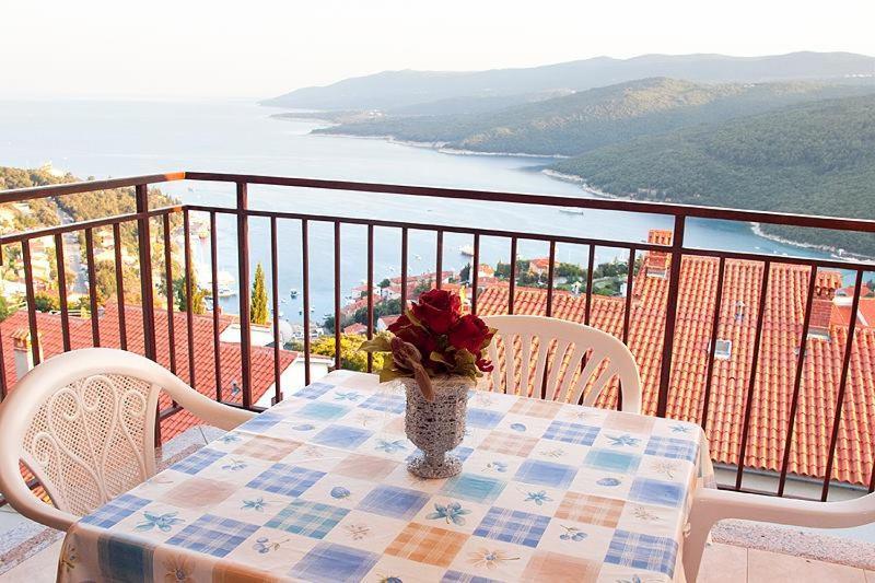Apartment Roce Rabac Exterior foto